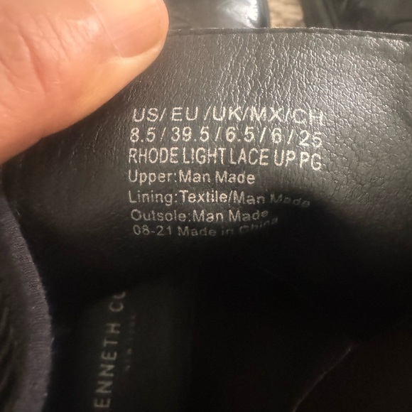 Combat shiny lug heel lace up boots. - Picture 7 of 7